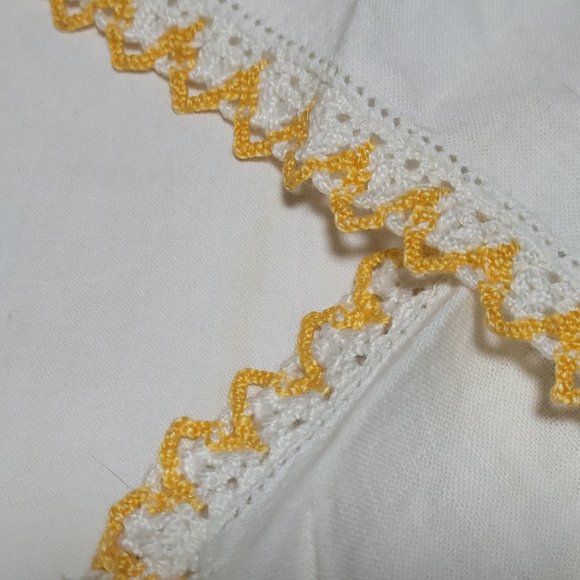 Vintage Embroidered Crochet Linen Lot Multiple Pieces Pillowcase Handkerchiefs - Picture 7 of 13